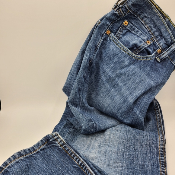 Levi's 514 Jeans / 31x32 / Dark Blue Denim - Picture 2 of 8
